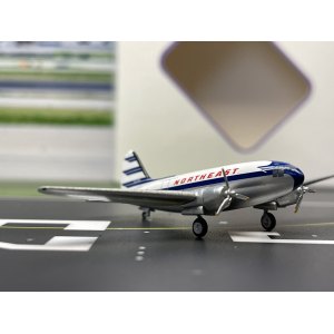 Northeast Airlines 东北航空 Curtiss C-46 Commando N4718N  AC411116 AeroClassics 1:400