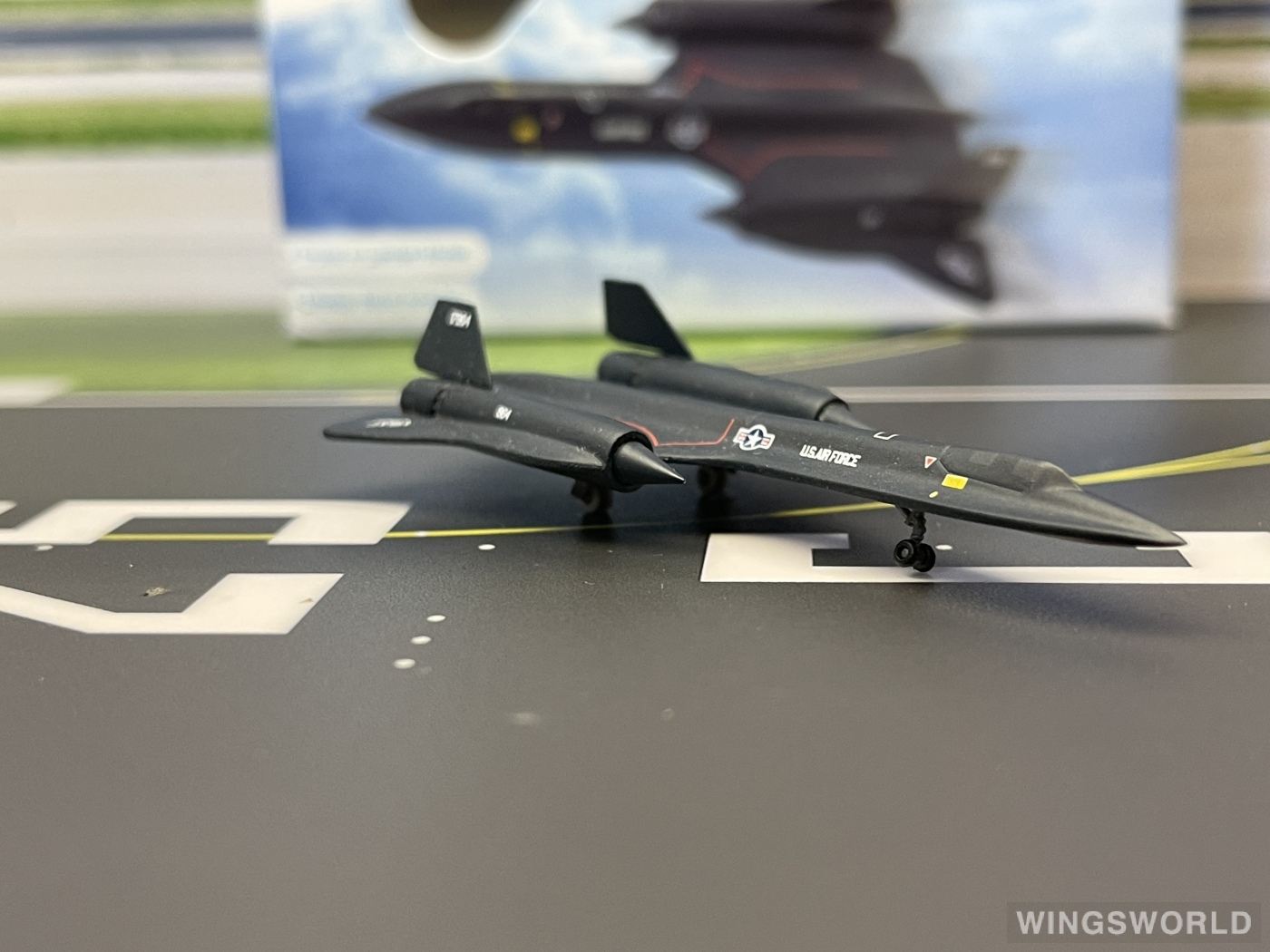 Dragon Models 1:400 56263 USAF 美国空军 Lockheed SR-71 Blackbird 61-7964