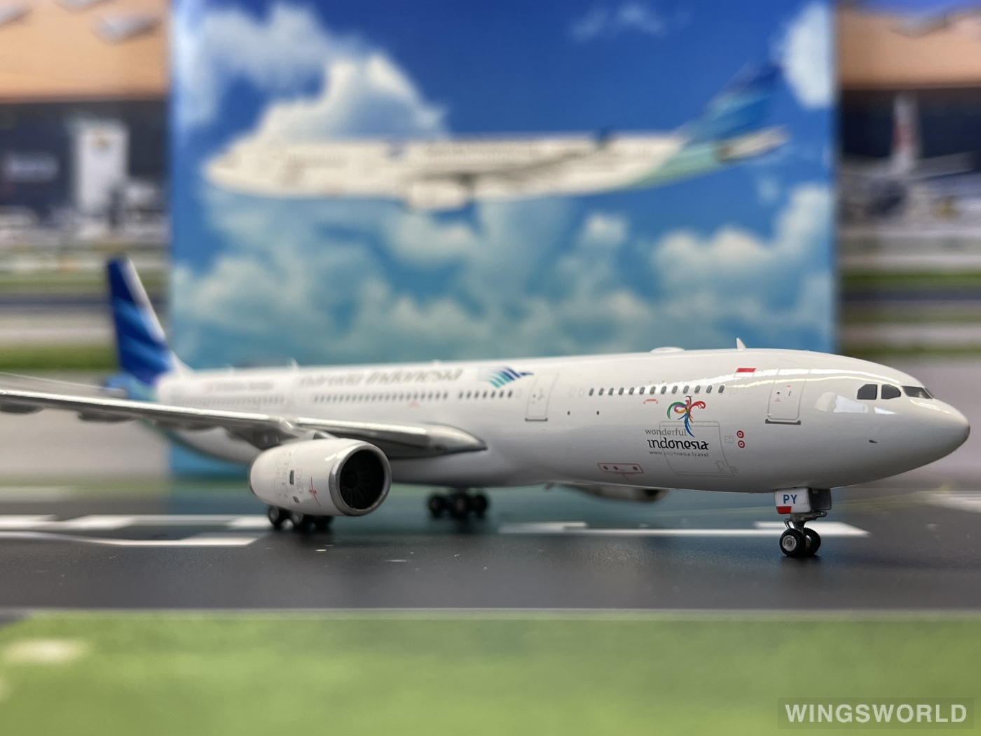 Phoenix 1:400 PH11634 Garuda Indonesia 印度尼西亚鹰航 Airbus A330-300 PK-GPY