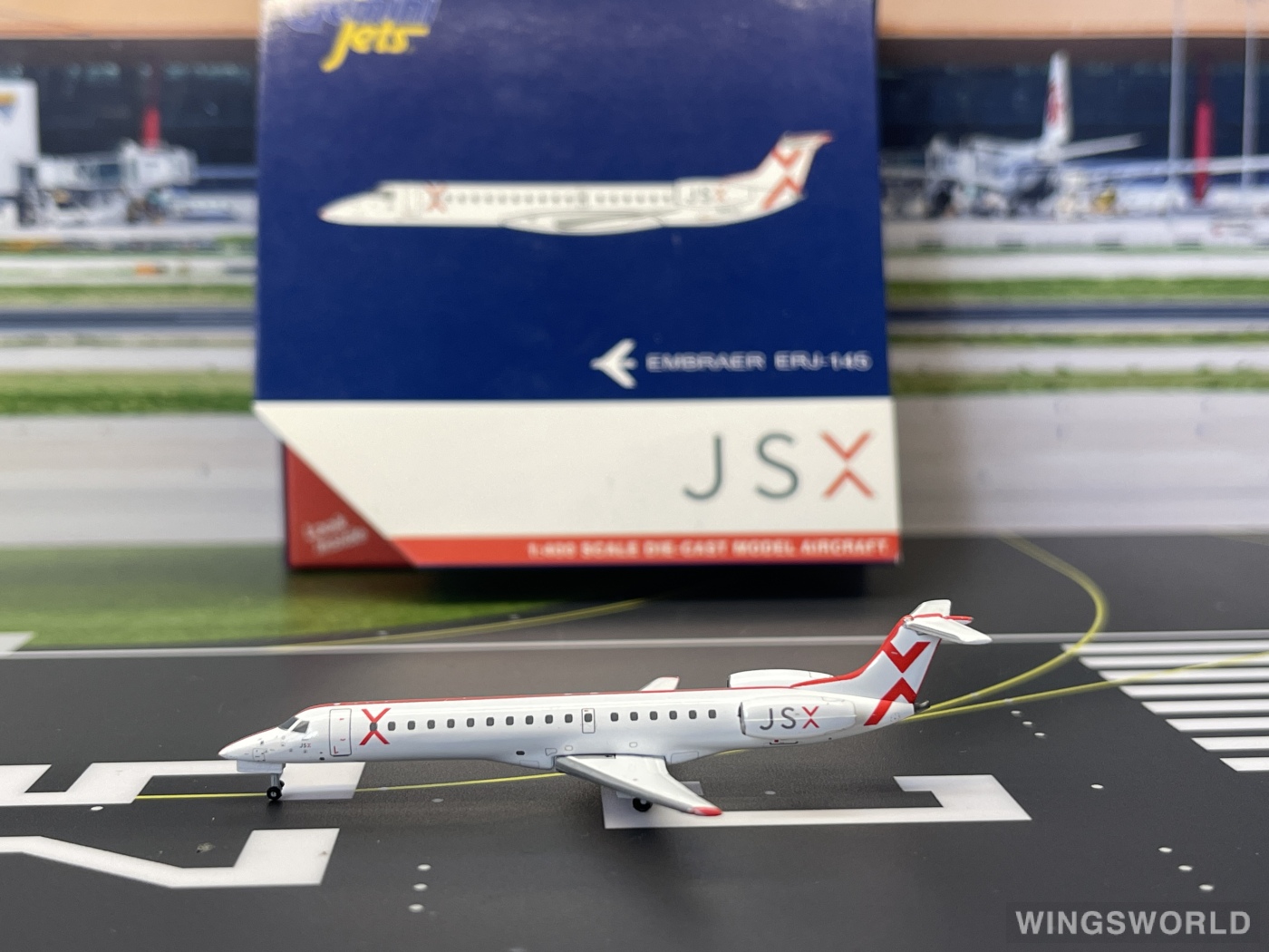 Geminijets 1:400 GJJSX2071 JSX Embraer ERJ-145 N241JX
