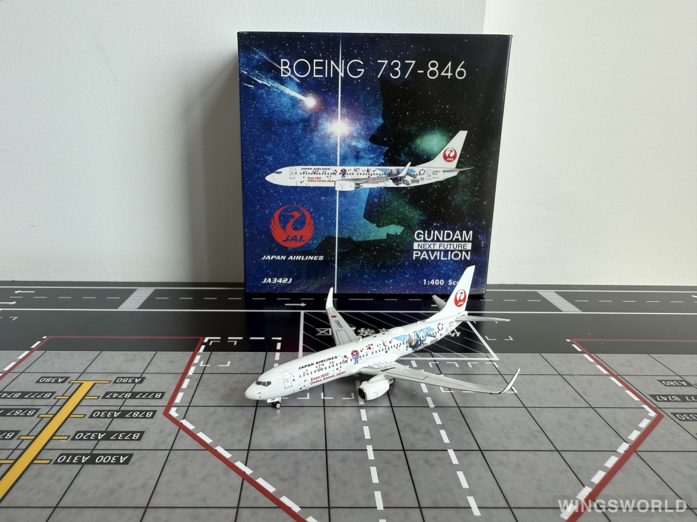 Phoenix 1:400 PH04647 Japan Airlines 日本航空 Boeing 737-800 JA342J