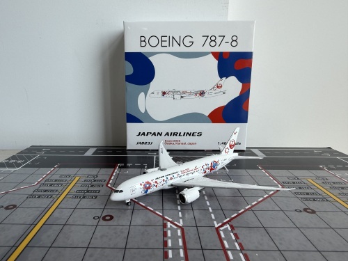 PH04603 Japan Airlines 日本航空Boeing 787-8 JA823J Phoenix 1