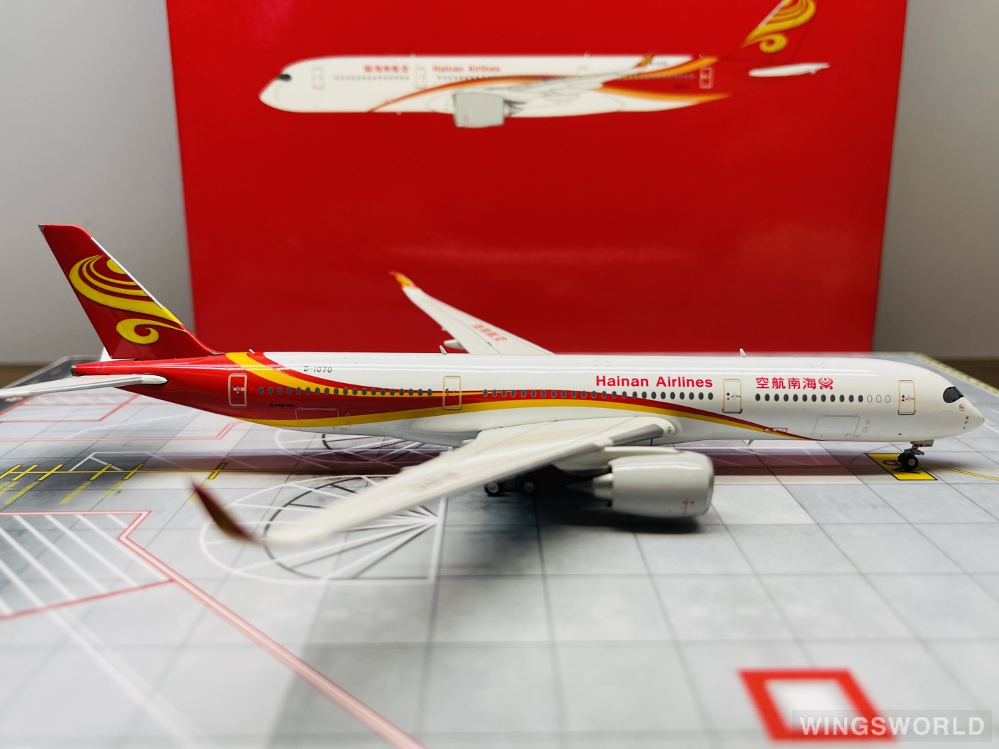JC Wings 1:400 LH4116 Hainan Airlines 海南航空 Airbus A350-900 B-1070