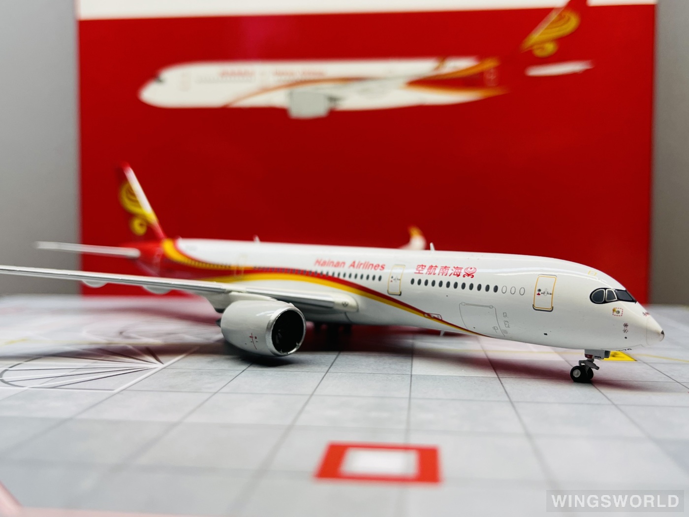 JC Wings 1:400 LH4116 Hainan Airlines 海南航空 Airbus A350-900 B-1070