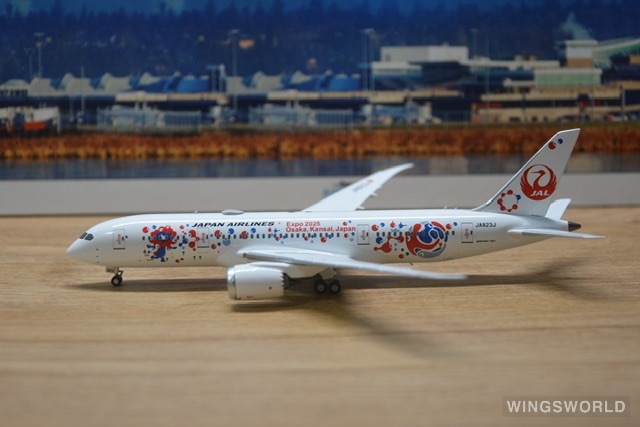 NGmodels 1:400 NG59030 Japan Airlines 日本航空 Boeing 787-8 JA823J