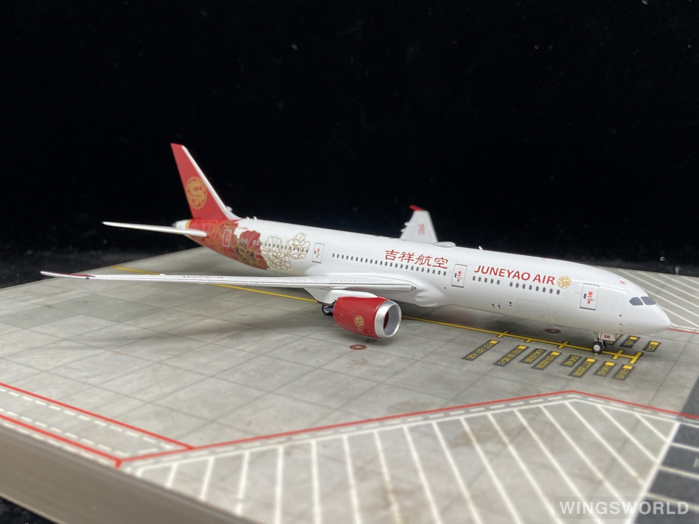 NGmodels 1:400 NG55152 Juneyao Airlines 吉祥航空 Boeing 787-9 B-226N