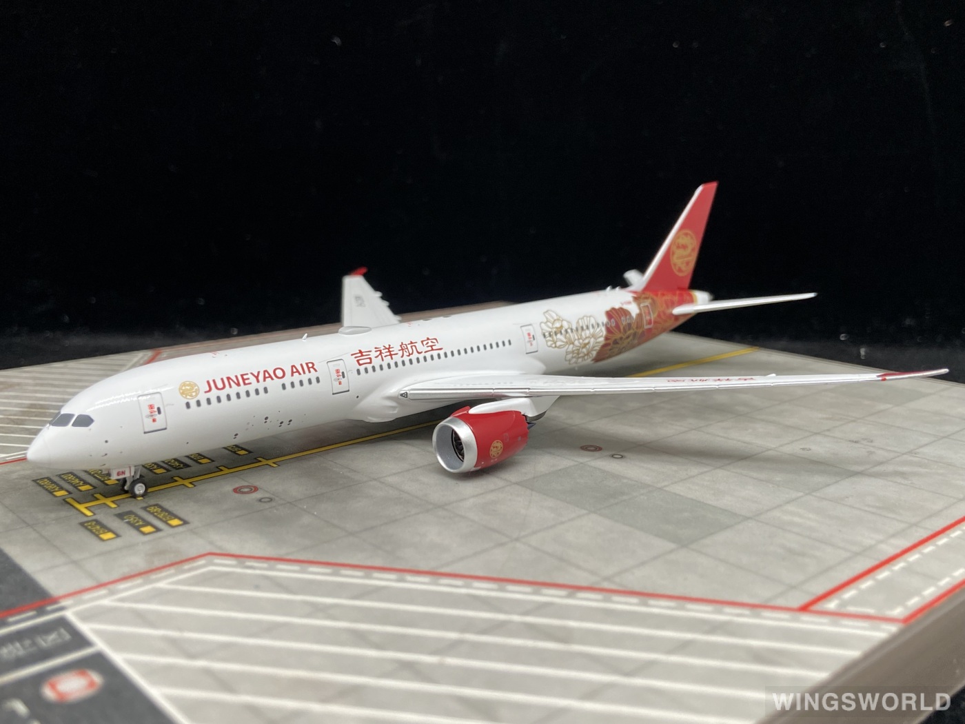NGmodels 1:400 NG55152 Juneyao Airlines 吉祥航空 Boeing 787-9 B-226N