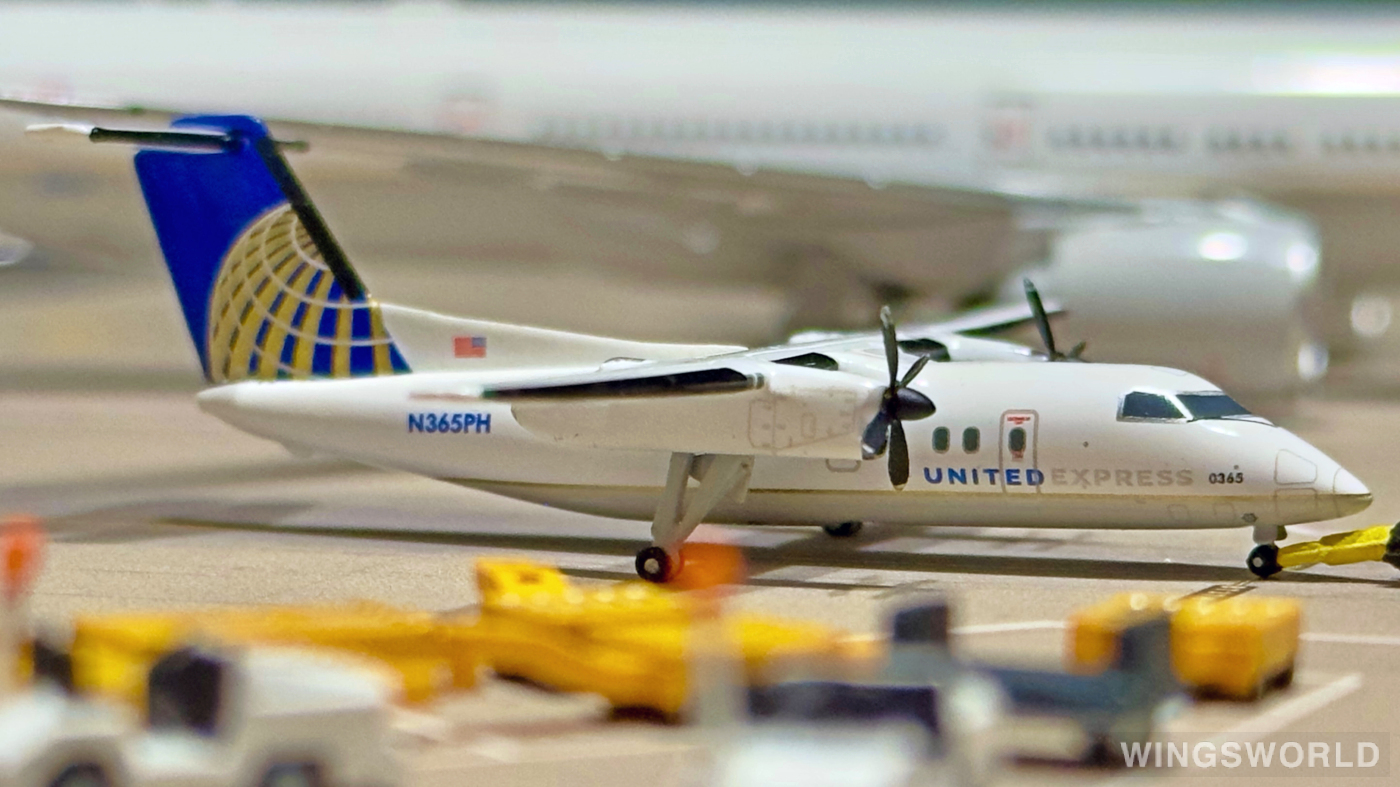 Geminijets 1:400 GJUAL1153 United Airlines 美国联合航空 Bombardier Dash 8-200 N365PH