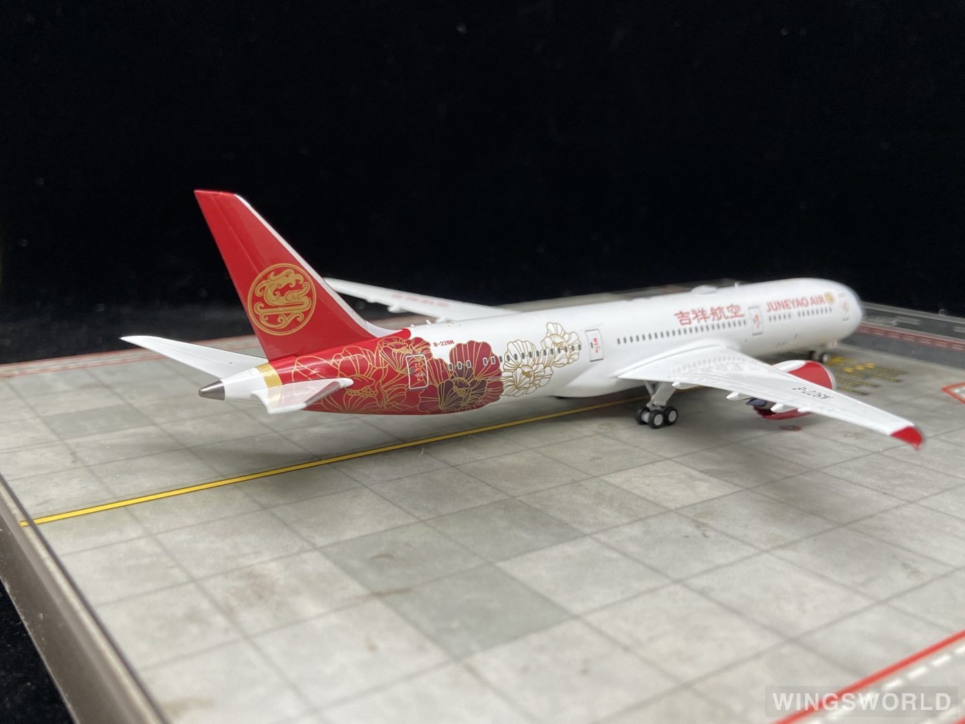 NGmodels 1:400 NG55152 Juneyao Airlines 吉祥航空 Boeing 787-9 B-226N