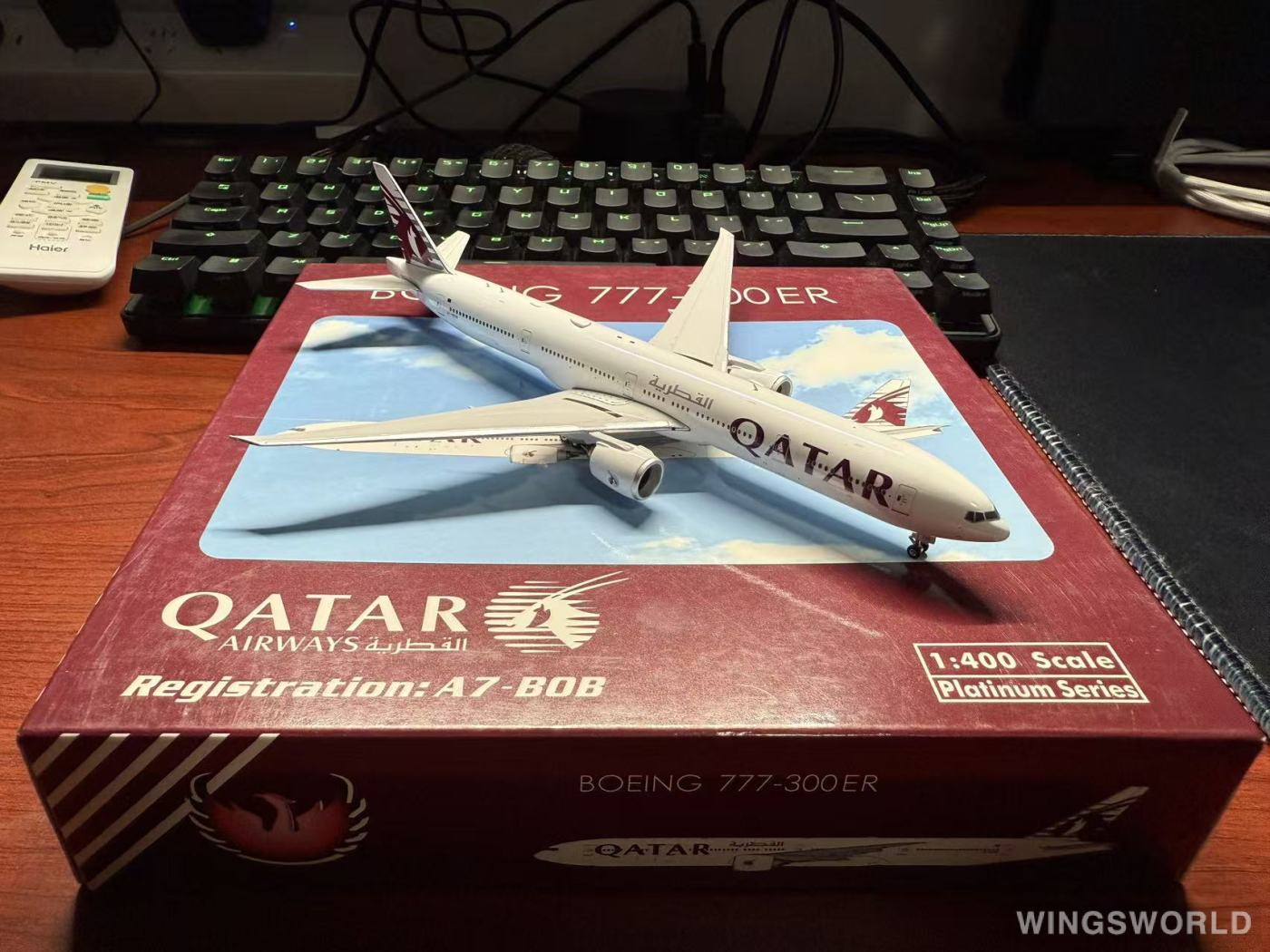 Phoenix 1:400 PH11738 Qatar 卡塔尔航空 Boeing 777-300ER A7-BOB