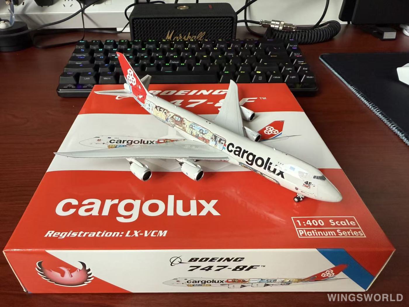 Phoenix 1:400 PH11328 Cargolux 卢森堡货运航空 Boeing 747-8F LX-VCM