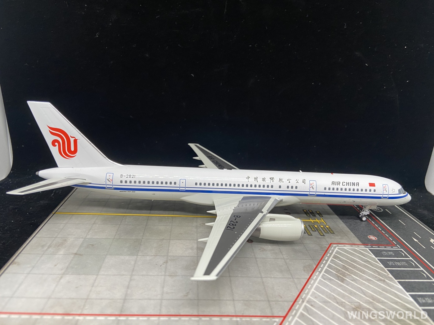 NGmodels 1:200 NG42010 Air China 中国国际航空 Boeing 757-200 B-2821