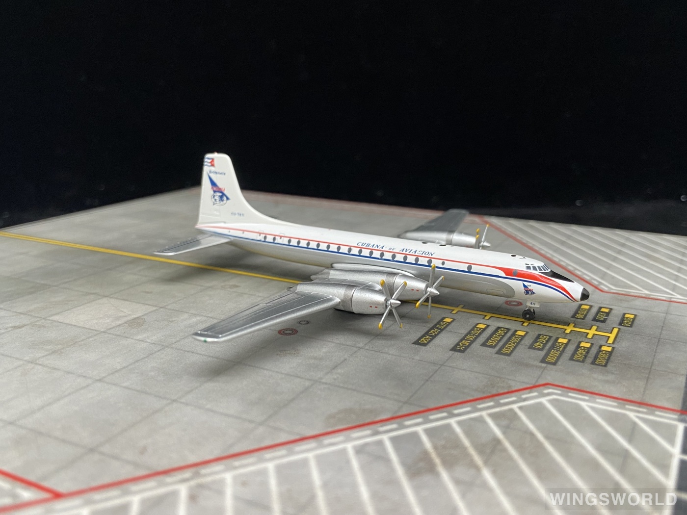 AeroClassics 1:400 ACCUT671 Cubana 古巴航空 Bristol 175 Britannia CU-T671