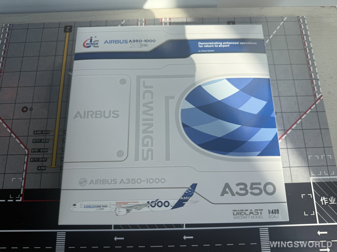 JC Wings 1:400 LH4355A Airbus 空中客车 Airbus A350-1000 F-WMIL