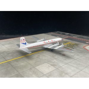 Cathay Pacific 国泰航空 Douglas DC-6 VR-HFG 国泰缤纷集 562164 Herpa 1:400