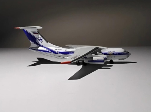 1/200　カザフスタン航空　イリューシン　IL 76 1/200 カザフスタン航空 イリューシン IL 76