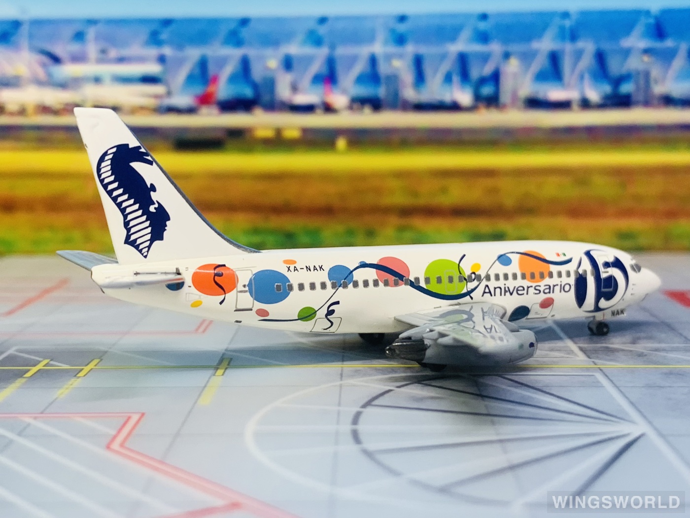 AeroClassics 1:400 EVA400NAK Aviacsa Boeing 737-200 XA-NAK