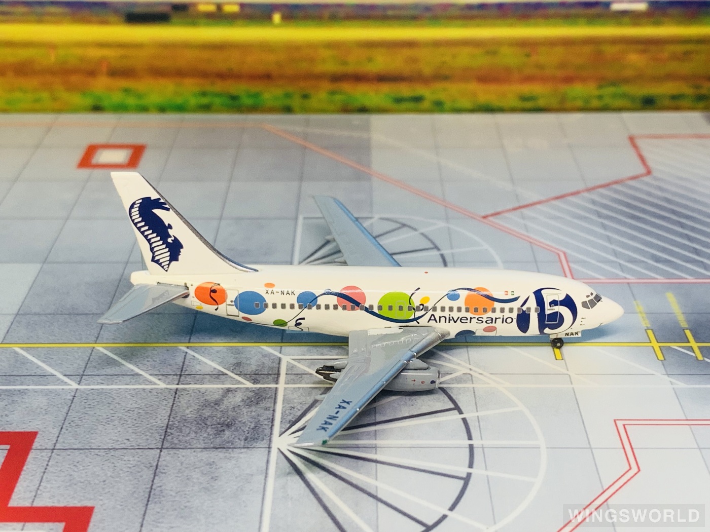 AeroClassics 1:400 EVA400NAK Aviacsa Boeing 737-200 XA-NAK