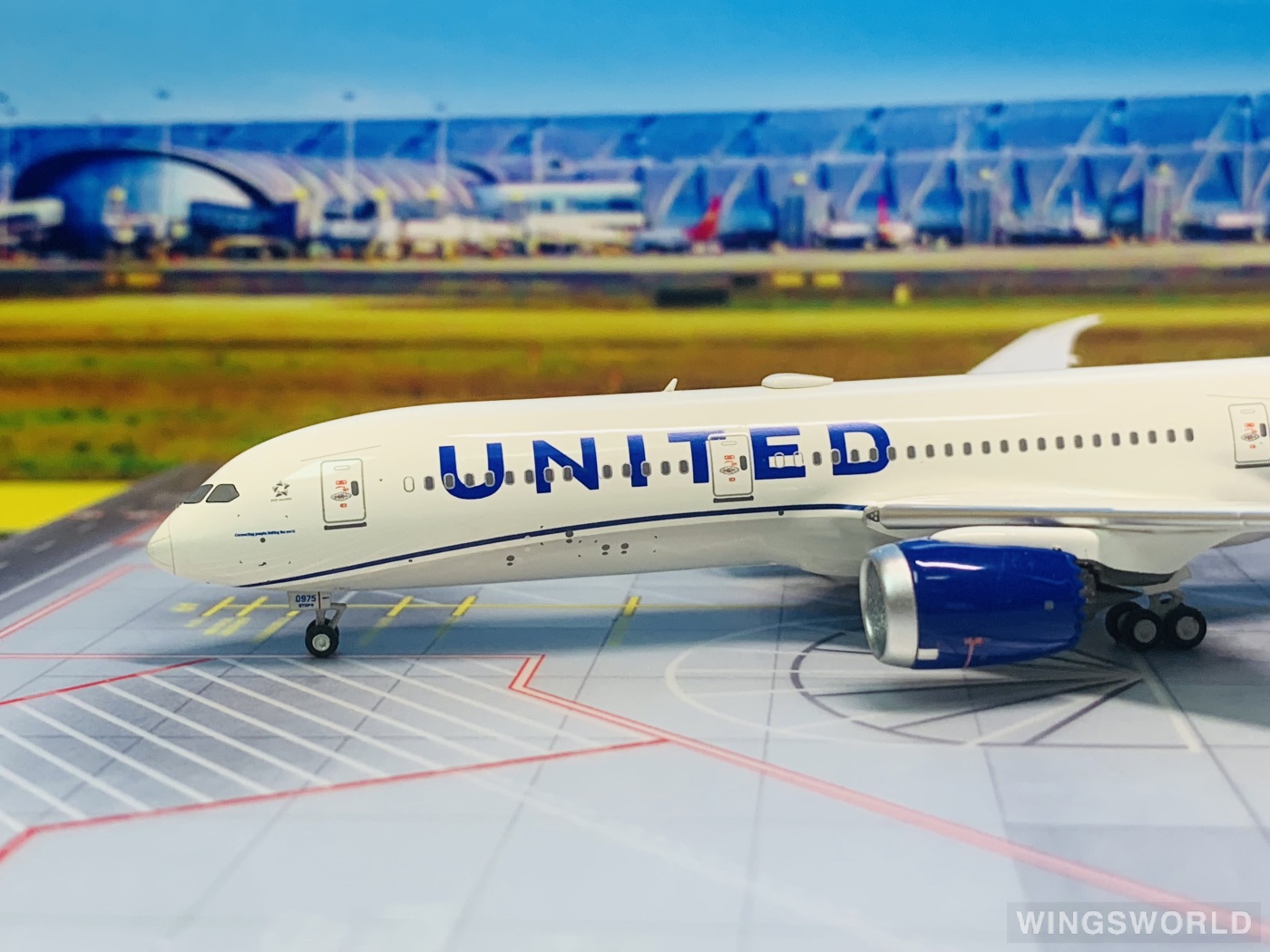 NGmodels 1:400 NG55040 United Airlines 美国联合航空 Boeing 787-9 N29975
