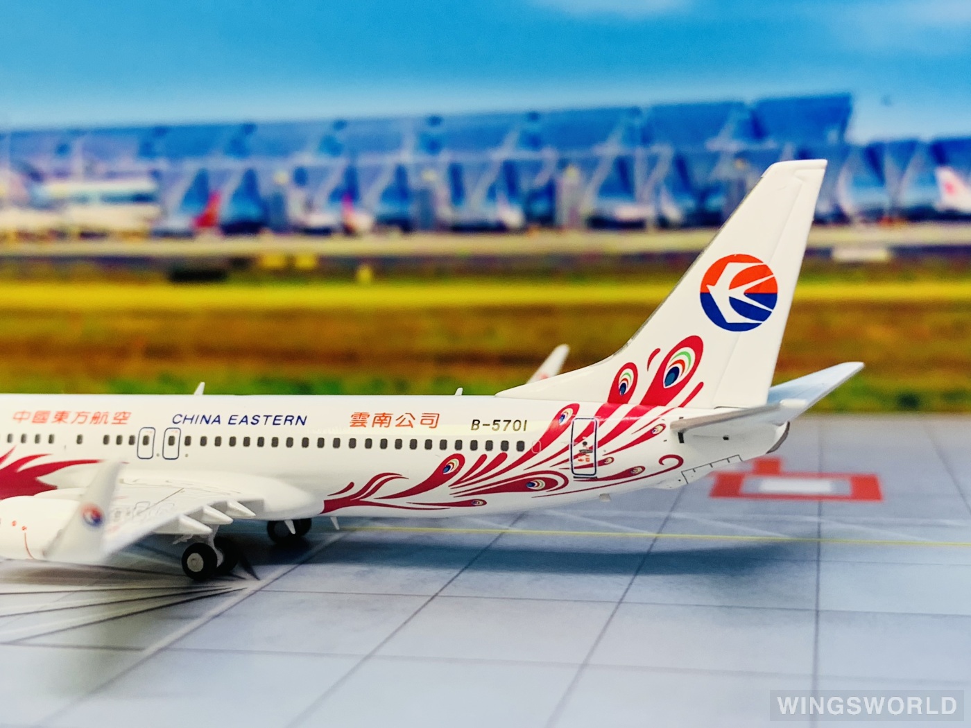 AeroPolaris 1:400 HA7380023 China Eastern 中国东方航空 Boeing 737-800 B-5701
