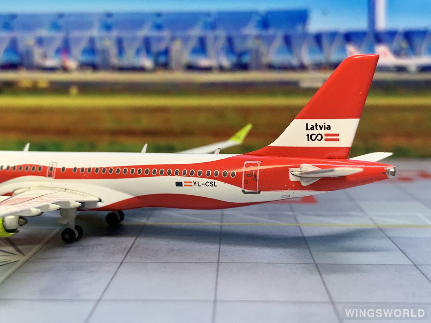 Geminijets 1:400 GJBTI1839 airBaltic 波罗的海航空 Airbus A220-300 YL-CSL