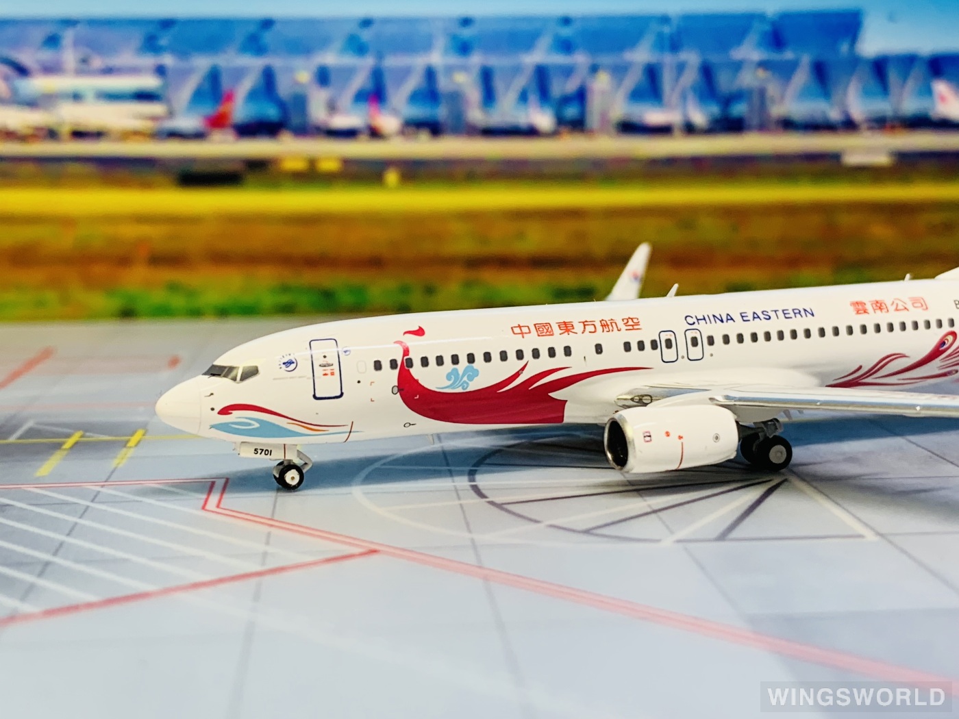 AeroPolaris 1:400 HA7380023 China Eastern 中国东方航空 Boeing 737-800 B-5701