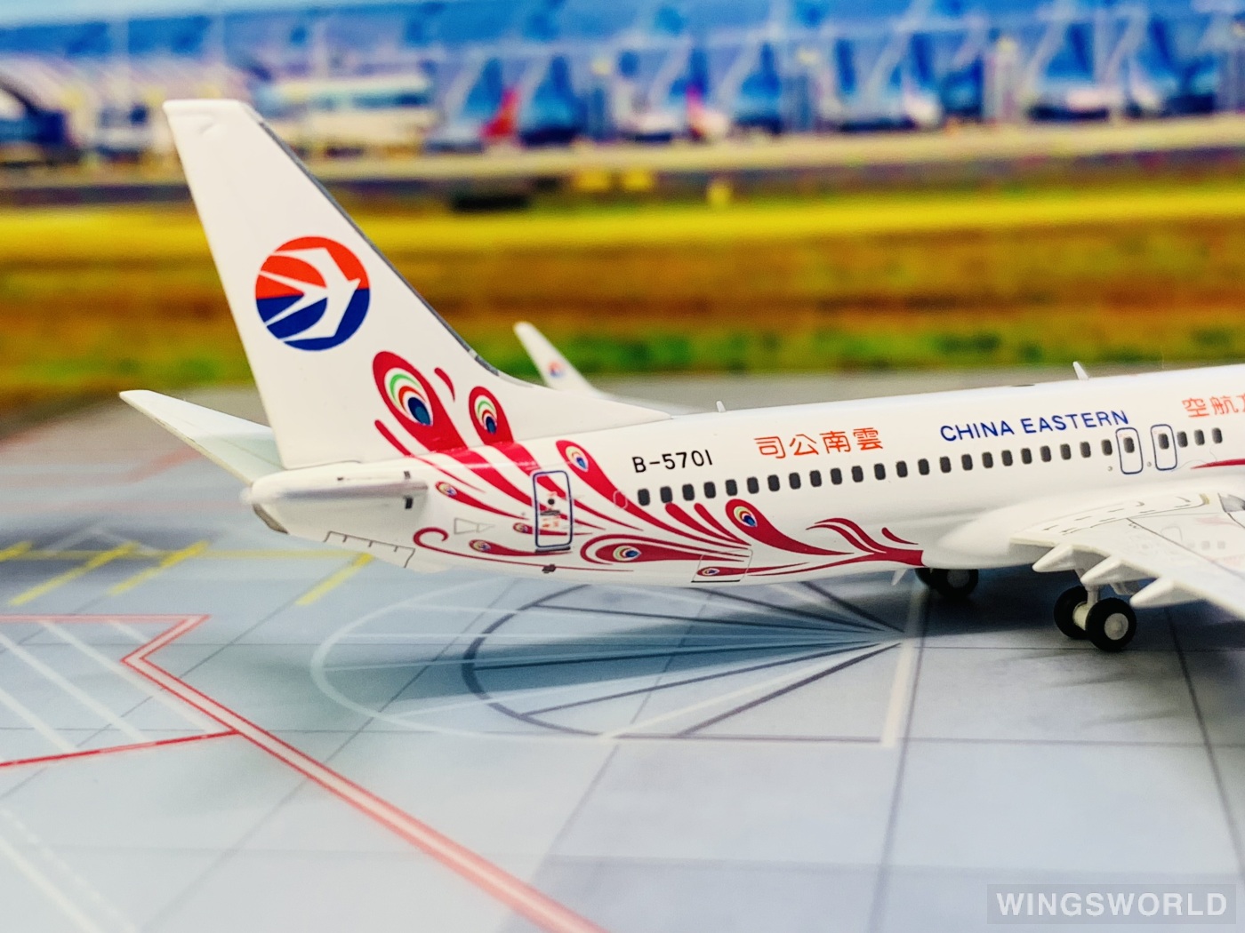 AeroPolaris 1:400 HA7380023 China Eastern 中国东方航空 Boeing 737-800 B-5701