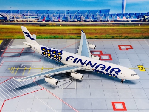 【美品】FINNAIR A340-300 ワンワールド Phoenix Finnair A340-300 in Oneworld livery at Hong Kong in 2009. #finnair