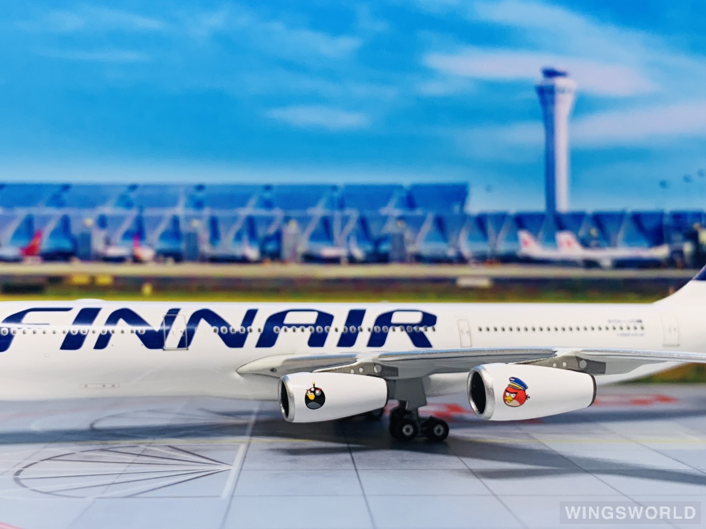 Phoenix 1:400 PH10561 Finnair 芬兰航空 Airbus A340-300 OH-LQD