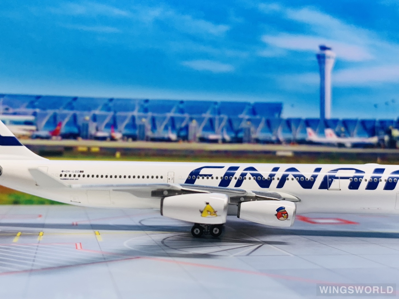 Phoenix 1:400 PH10561 Finnair 芬兰航空 Airbus A340-300 OH-LQD
