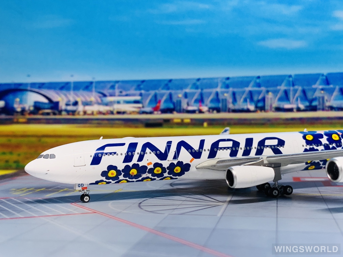 Phoenix 1:400 PH10708 Finnair 芬兰航空 Airbus A340-300 OH-LQD