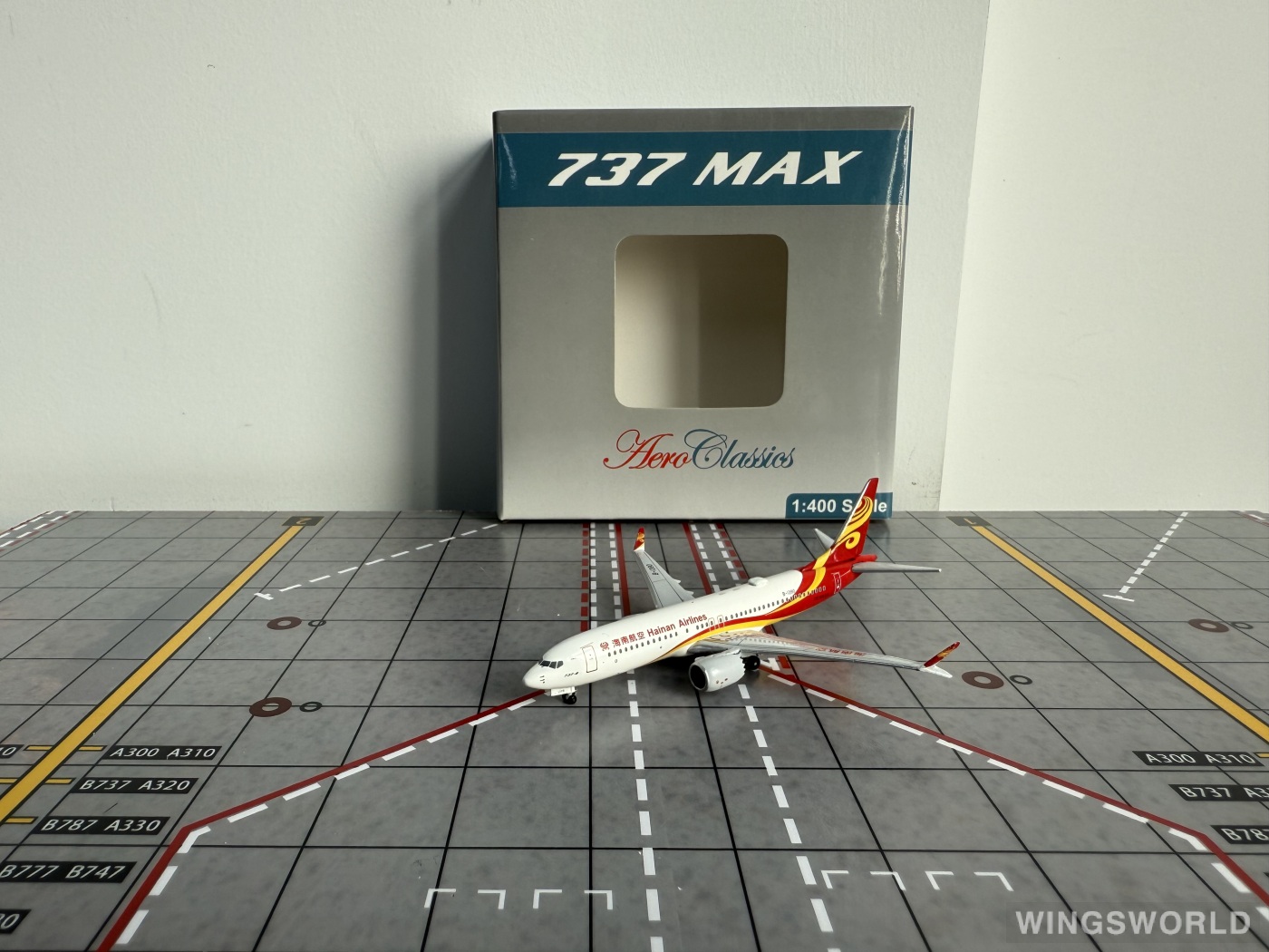 AeroClassics 1:400 AC19283 Hainan Airlines 海南航空 Boeing 737 MAX 8 B-1390