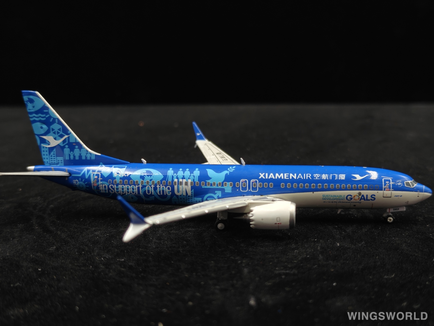 JC Wings 1:400 XX4455 XiamenAir 厦门航空 Boeing 737 MAX 8 B-20CP