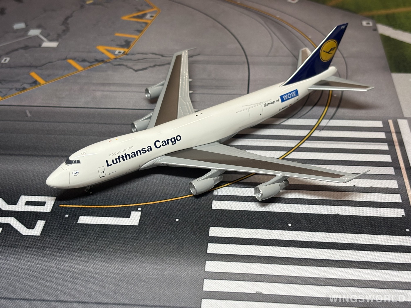Big Bird 1:400 BB4-2003-19 Lufthansa 汉莎航空 Boeing 747-200 D-ABYU