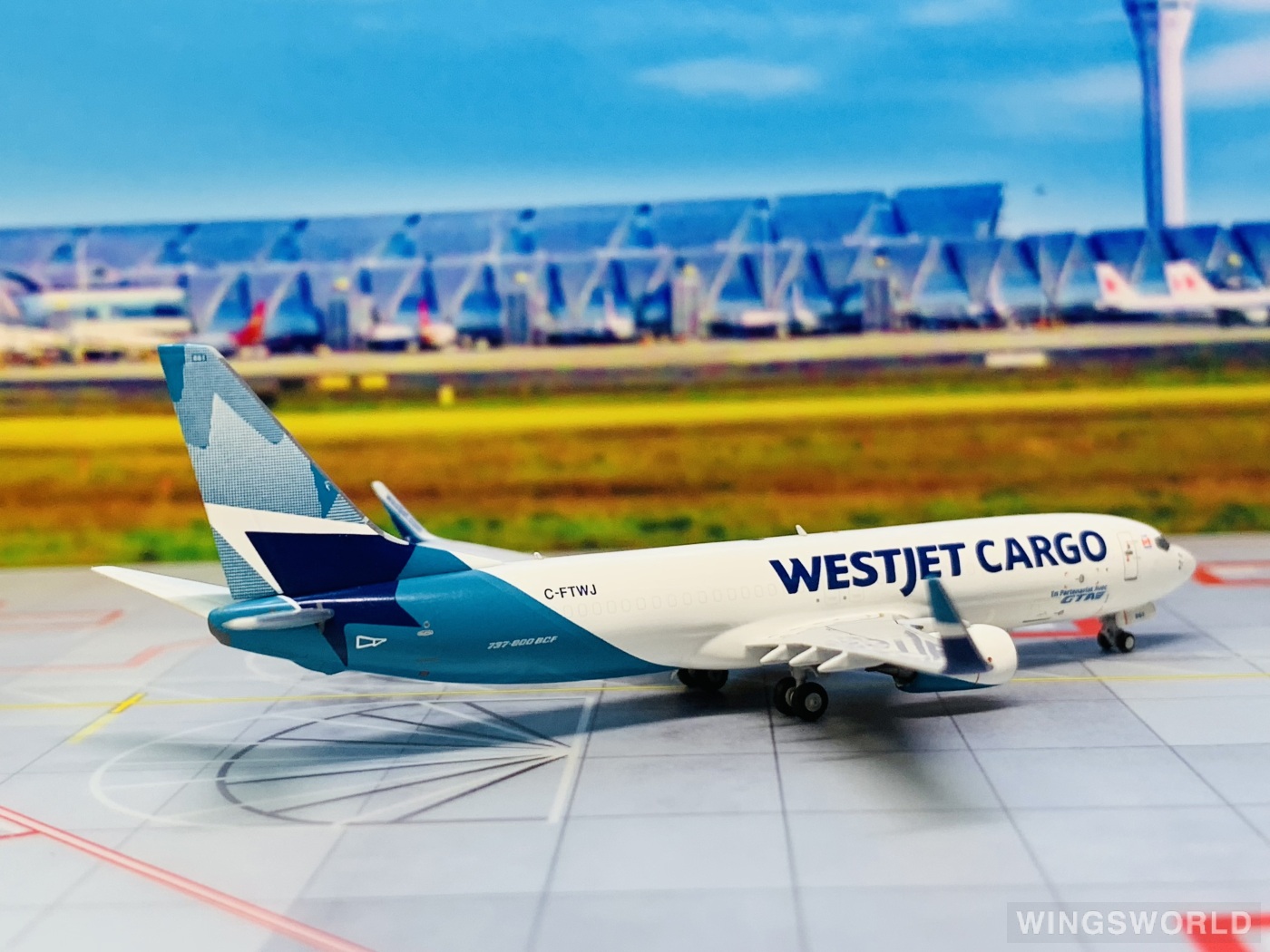 NGmodels 1:400 NG58135 WestJet 西捷航空 Boeing 737-800 C-FTWJ