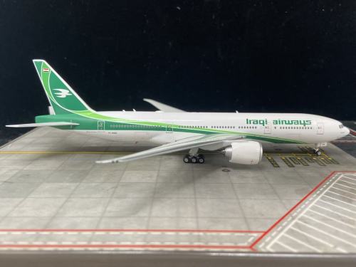 Aviation200 1:200 Boeing 737-800 Shanghai Airlines 上海航空AV2025