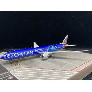 Qatar 卡塔尔航空 Boeing 777-300ER A7-BED  PH04655 Phoenix 1:400