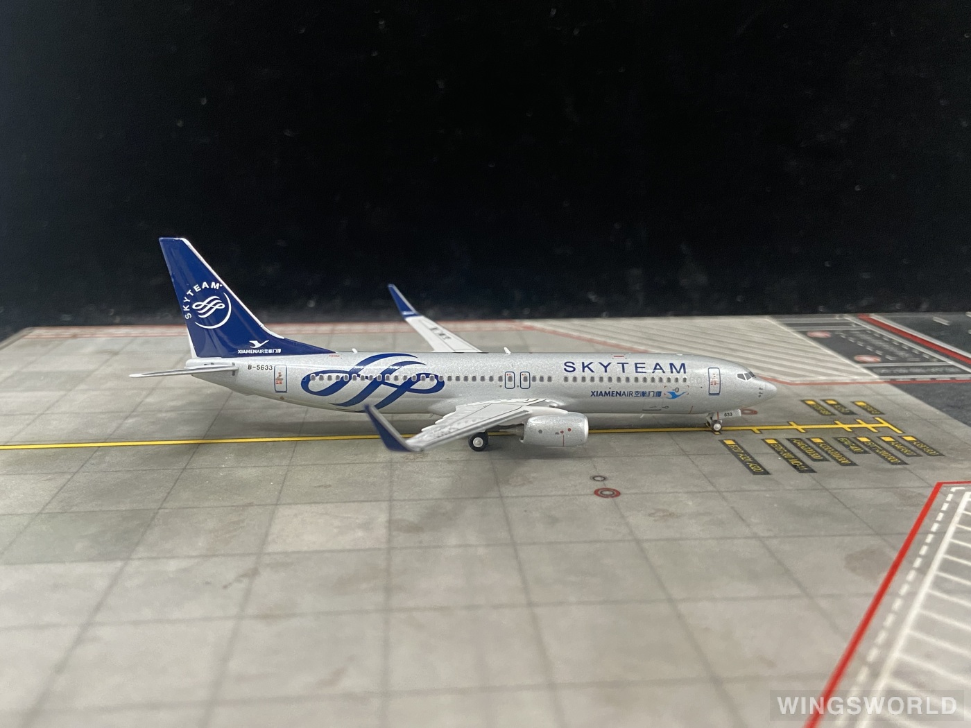 NGmodels 1:400 NG64150 XiamenAir 厦门航空 Boeing 737-800 B-5633