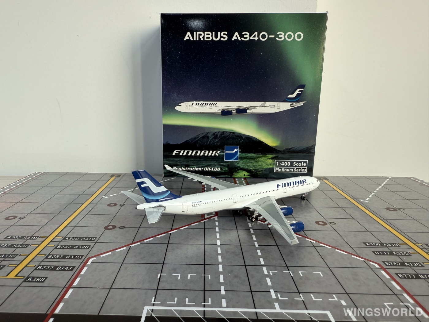 Phoenix 1:400 PH12024 Finnair 芬兰航空 Airbus A340-300 OH-LQB