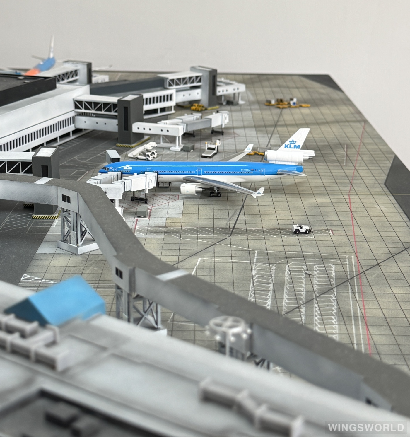 Dragon Models 1:400 55623 KLM 荷兰皇家航空 McDonnell Douglas MD-11 PH-KCJ