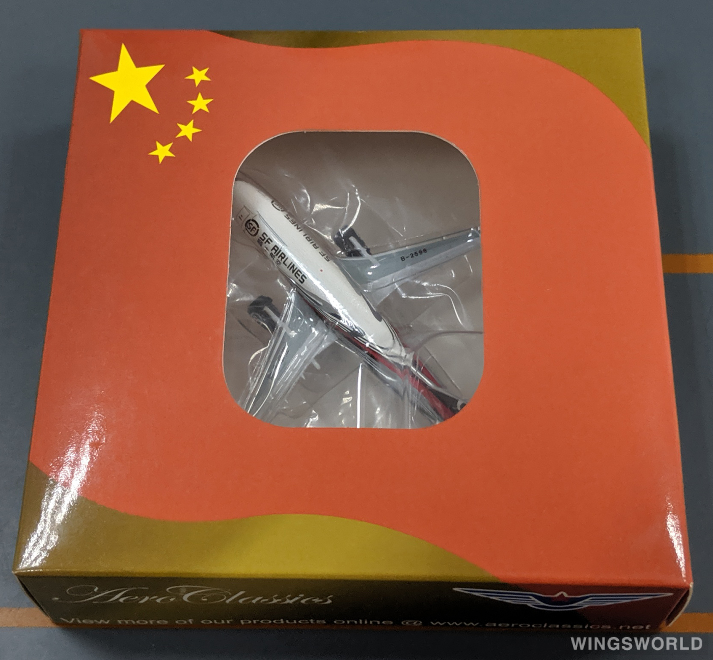 AeroClassics 1:400 AC4B2598 SF Airlines 顺丰航空 Boeing 737-300 B-2598