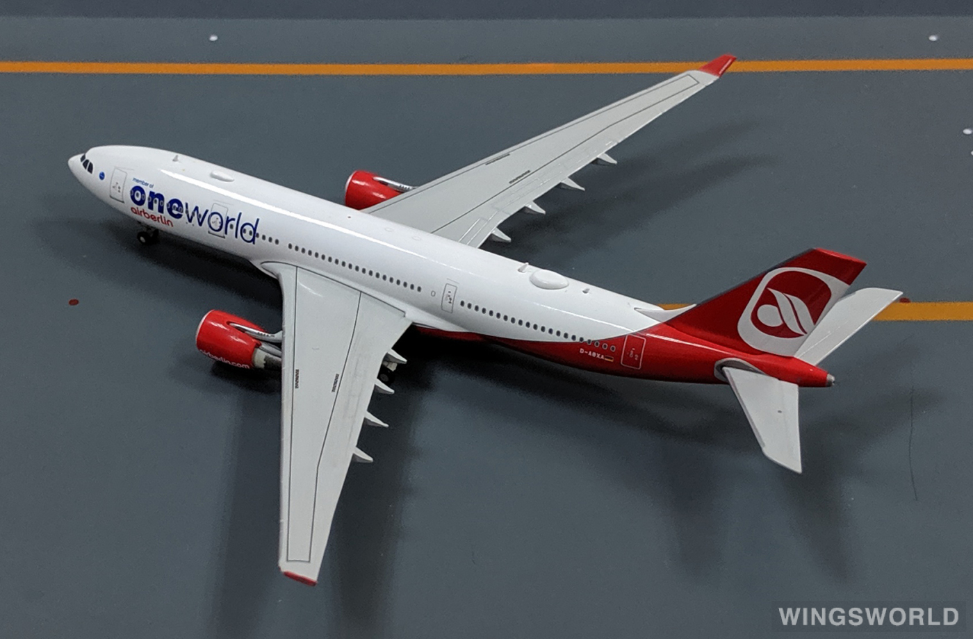 JC Wings 1:400 XX4022 Air Berlin 柏林航空 Airbus A330-200 D-ABXA